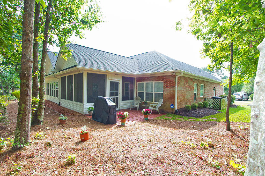 Fully enclosed patio 